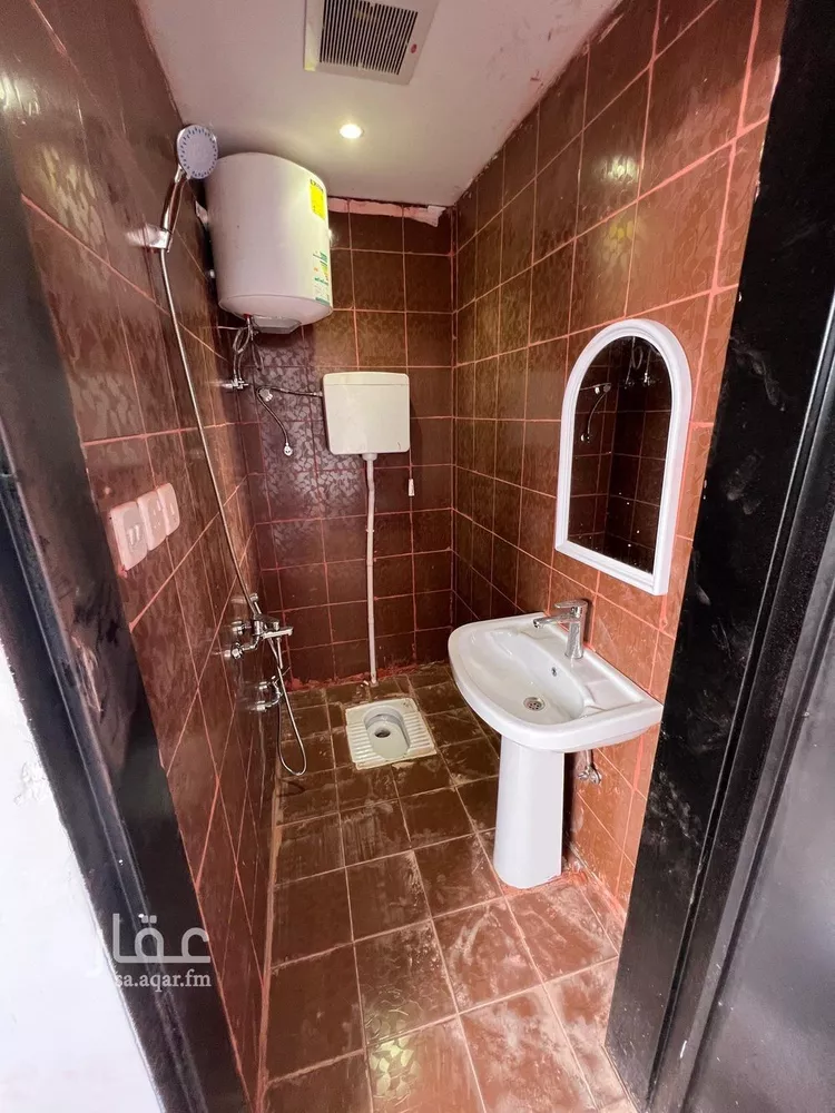 عمارة للإيجار في شارع خيرالدين الزركلي, حي الرمال, مدينة الرياض, منطقة الرياض