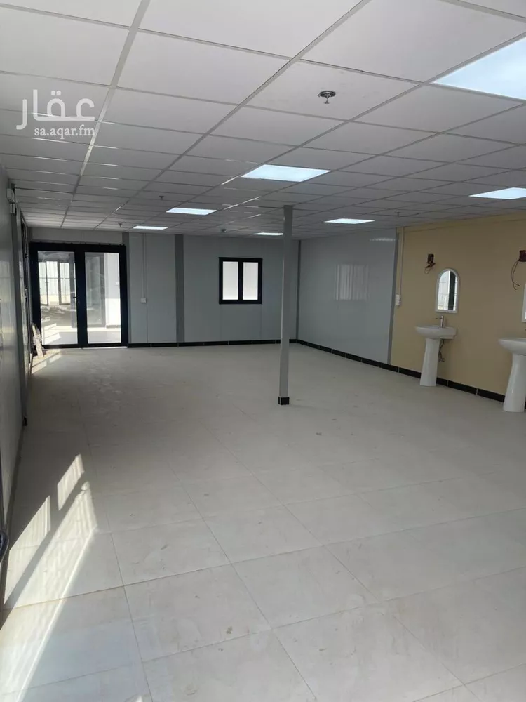 عمارة للإيجار في شارع محمد الفاضل الشنقيطي, حي الرمال, مدينة الرياض, منطقة الرياض صورة 4