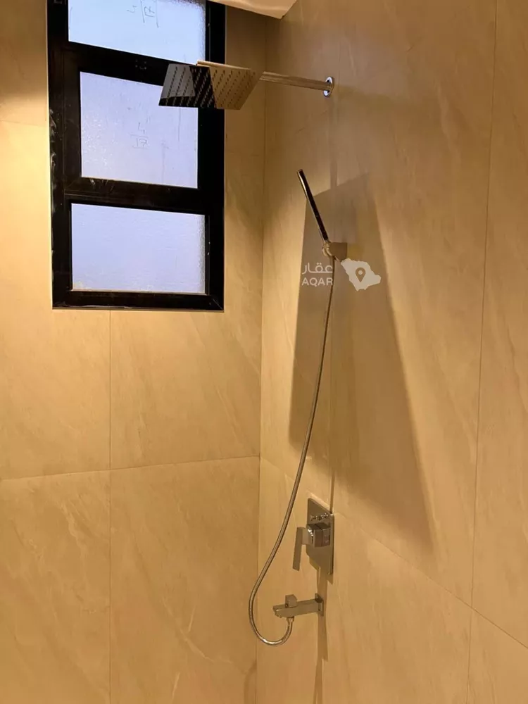 عمارة للبيع في شارع العطايا, حي الجنادرية, مدينة الرياض, منطقة الرياض 16