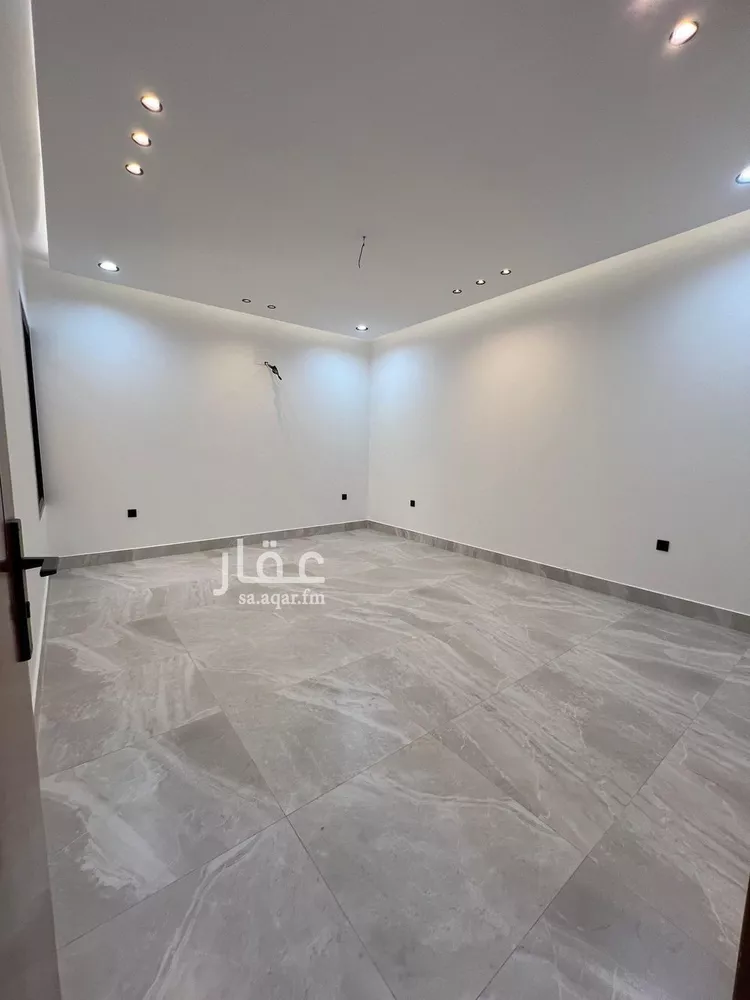 شقة للبيع في شارع عبدالله ابن غنام, حي الظرفة, مدينة خميس مشيط, منطقة عسير 10