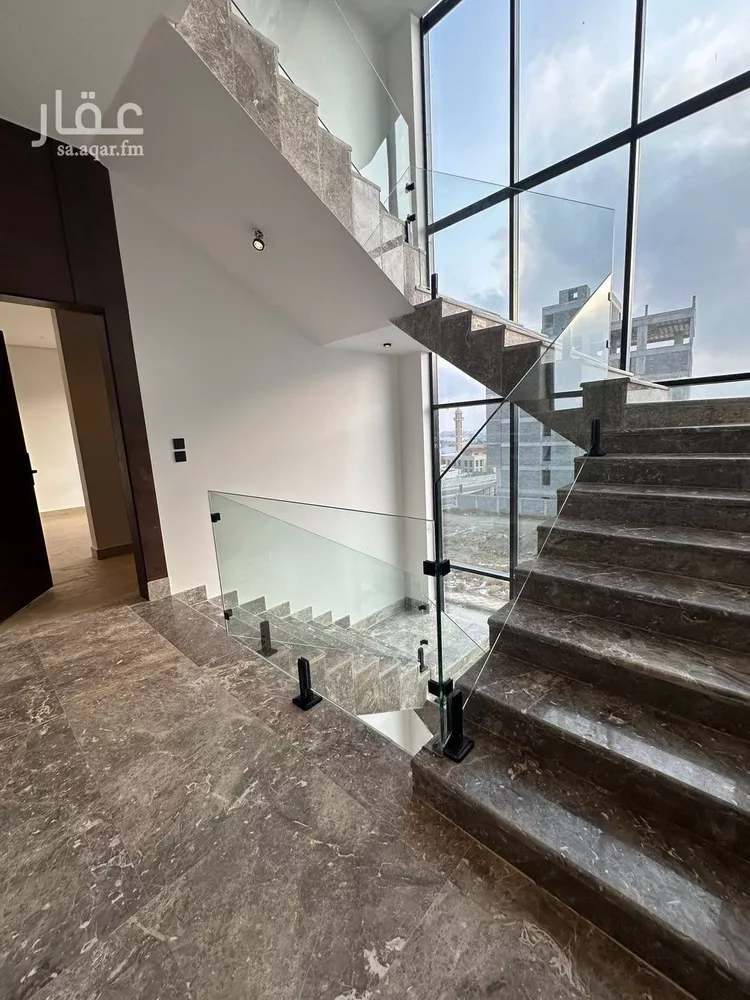 شقة للبيع في شارع ركانة بن عبدالعزيز, حي الربوة, مدينة أبها, منطقة عسير صورة 2