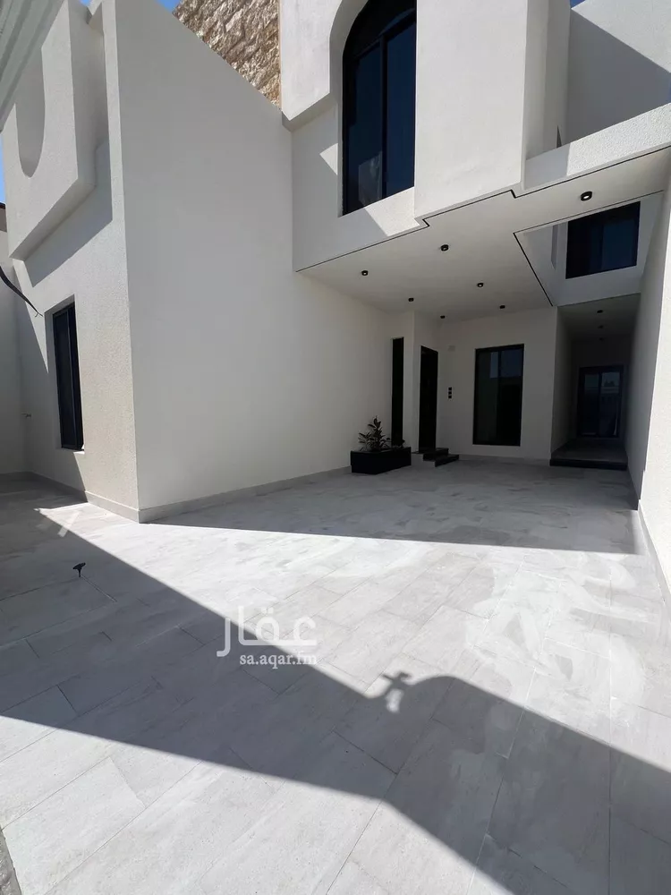 فيلا للبيع في شارع غانم المخزومي, حي عتود الشمالي, مدينة خميس مشيط, منطقة عسير صورة 2