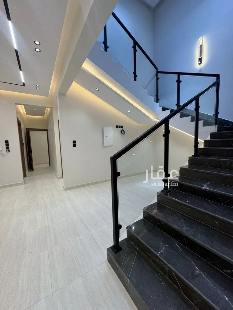 فيلا للبيع في شارع عمرو ابن مطرف ابن علقمة, حي ذلالة, مدينة خميس مشيط, منطقة عسير صورة 4