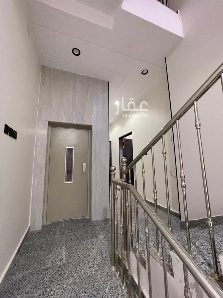 شقة للبيع في شارع الملك فهد, حي الشرقية, مدينة أبها, منطقة عسير صورة 5