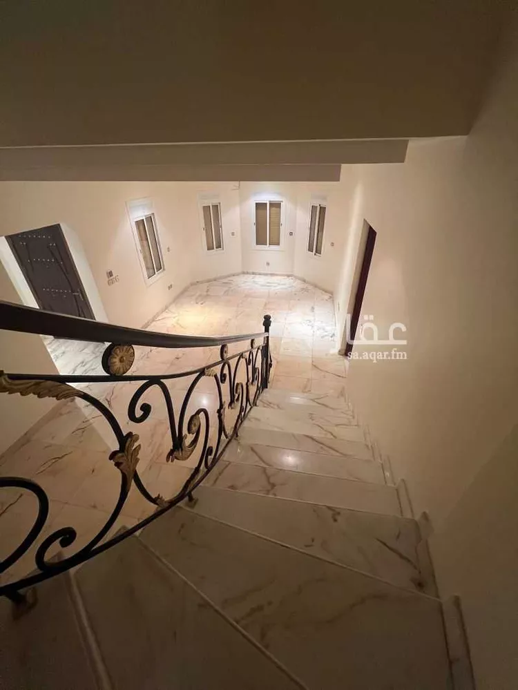 فيلا للبيع في شارع طاهر زمخشري, حي الشاطئ, مدينة جدة, منطقة مكة المكرمة صورة 2