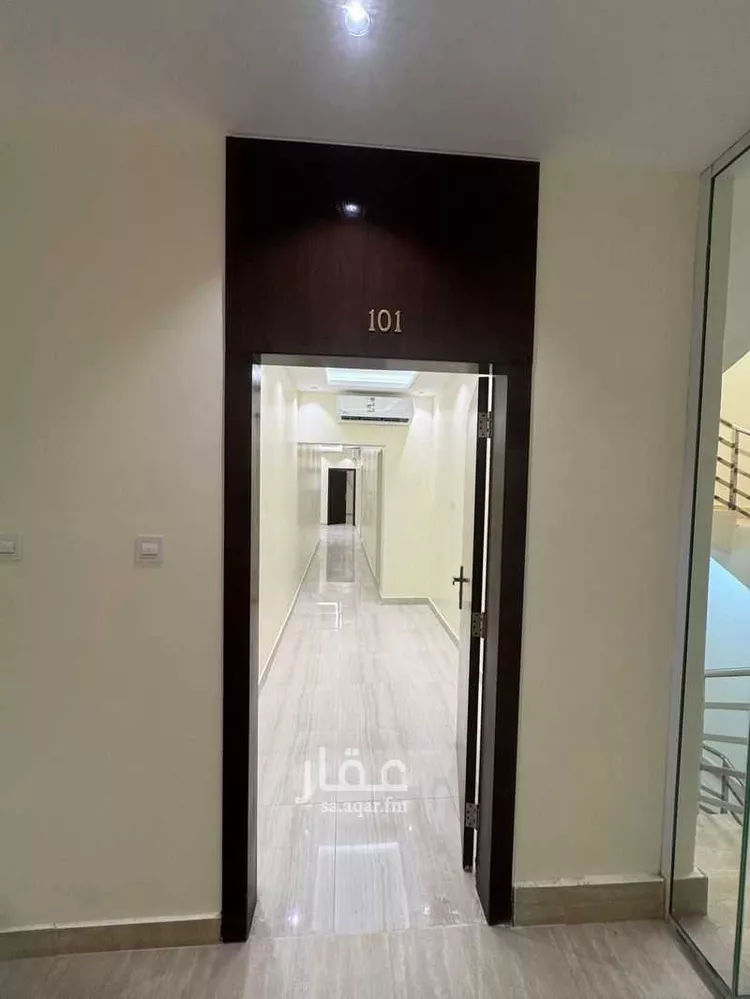 عمارة للإيجار في حي العزيزية, مدينة الرياض, منطقة الرياض