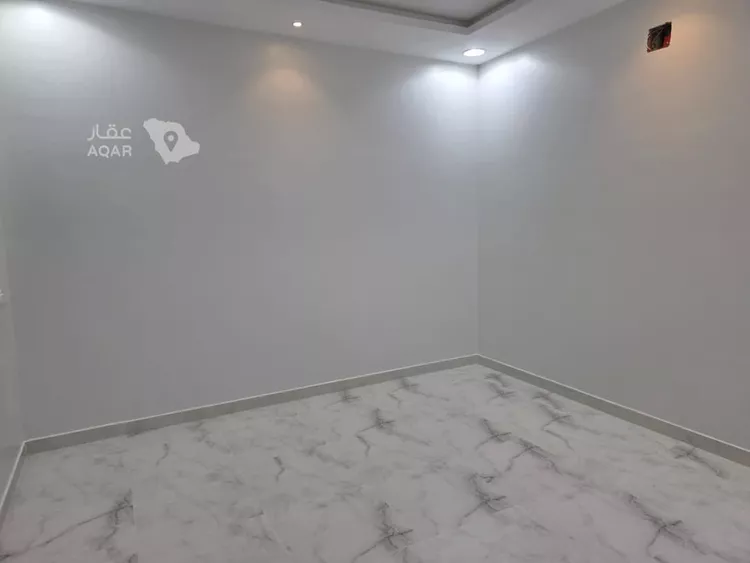 فيلا للبيع في شارع حلل بنت أبي المكارم, حي المهدية, مدينة الرياض, منطقة الرياض 2