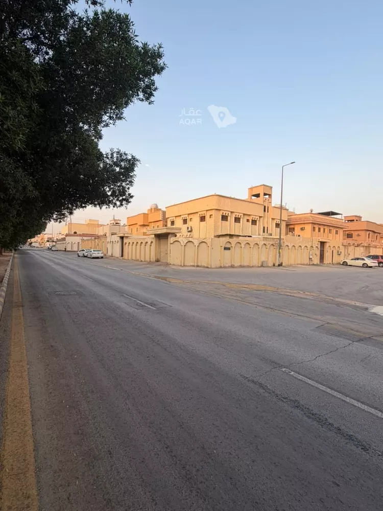 فيلا للبيع في شارع شائع, حي بدر, مدينة الرياض, منطقة الرياض