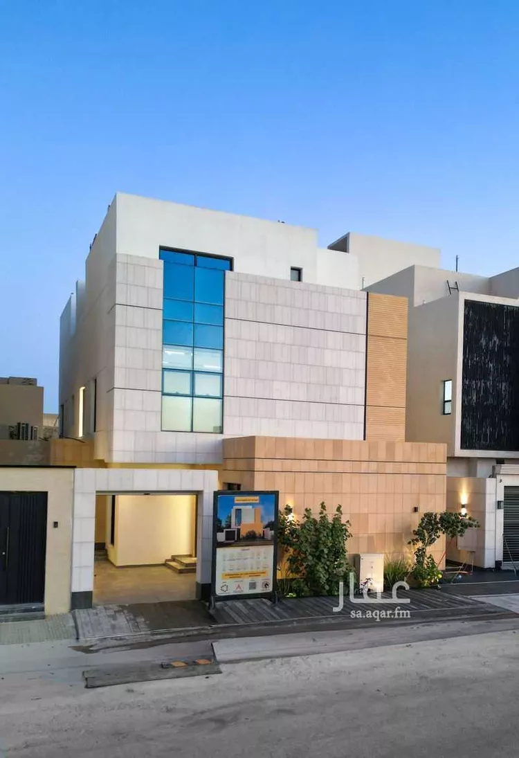 فيلا للبيع في شارع احمد محمد جمال, حي البيان, مدينة الرياض, منطقة الرياض