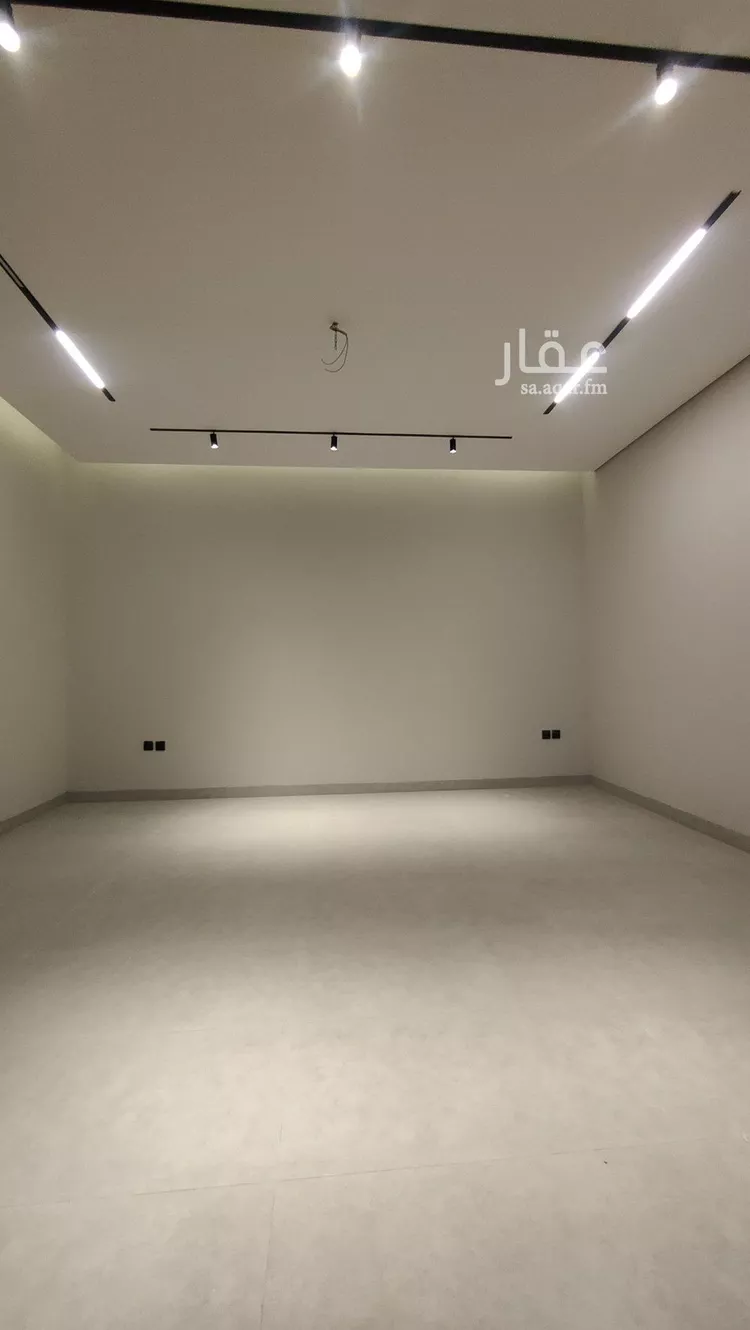 فيلا للبيع في شارع محمد الشلبي, حي غرناطة, مدينة الرياض, منطقة الرياض 22