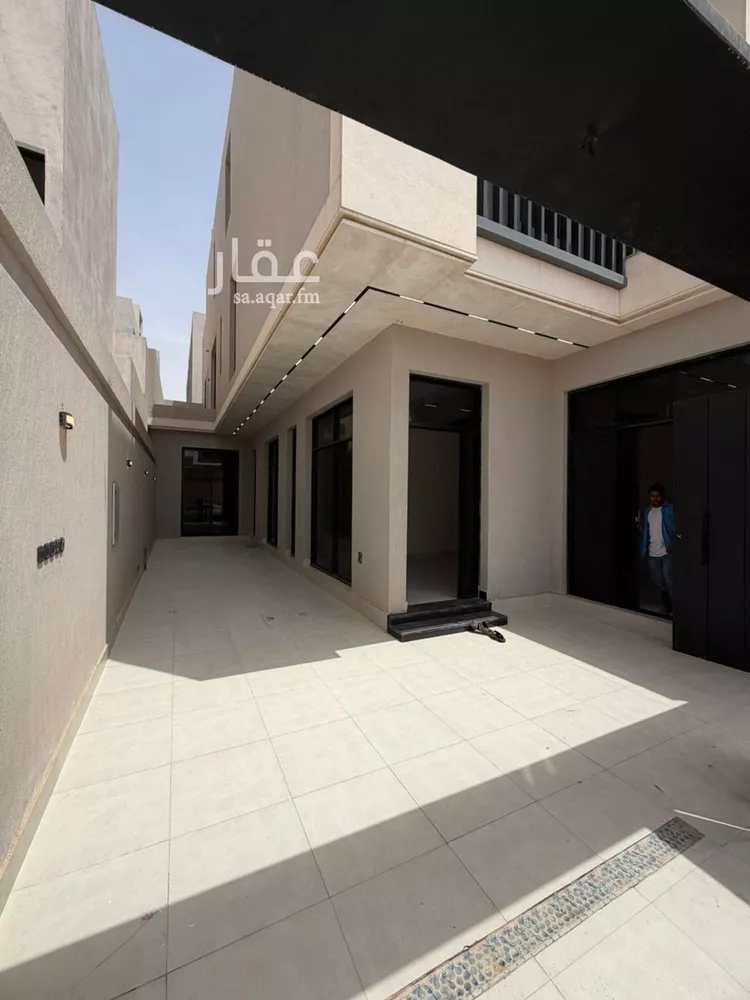 فيلا للبيع في شارع الرميم, حي المعيزيلة, مدينة الرياض, منطقة الرياض صورة 2