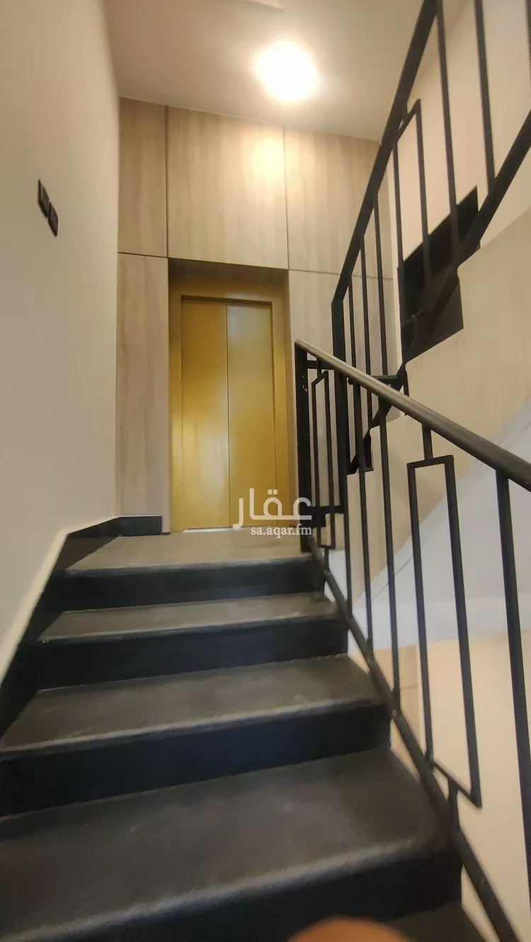 دور للبيع في شارع الصرح, حي المعيزيلة, مدينة الرياض, منطقة الرياض صورة 3