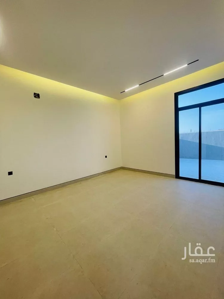 Floor for Sale in Riyadh Al Janadriyah 8