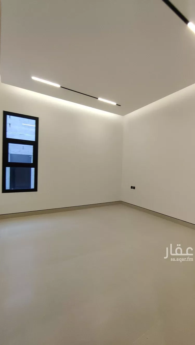 Floor for Sale in Riyadh Ar Rimal 16