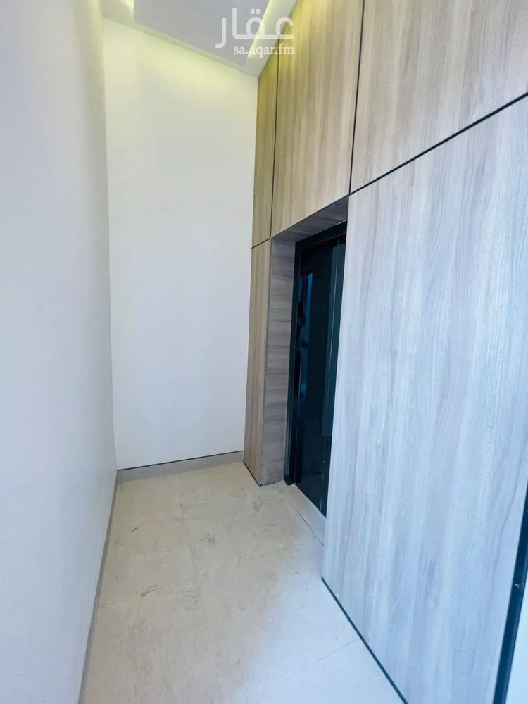 Floor for Sale in Riyadh Al Janadriyah صورة 2
