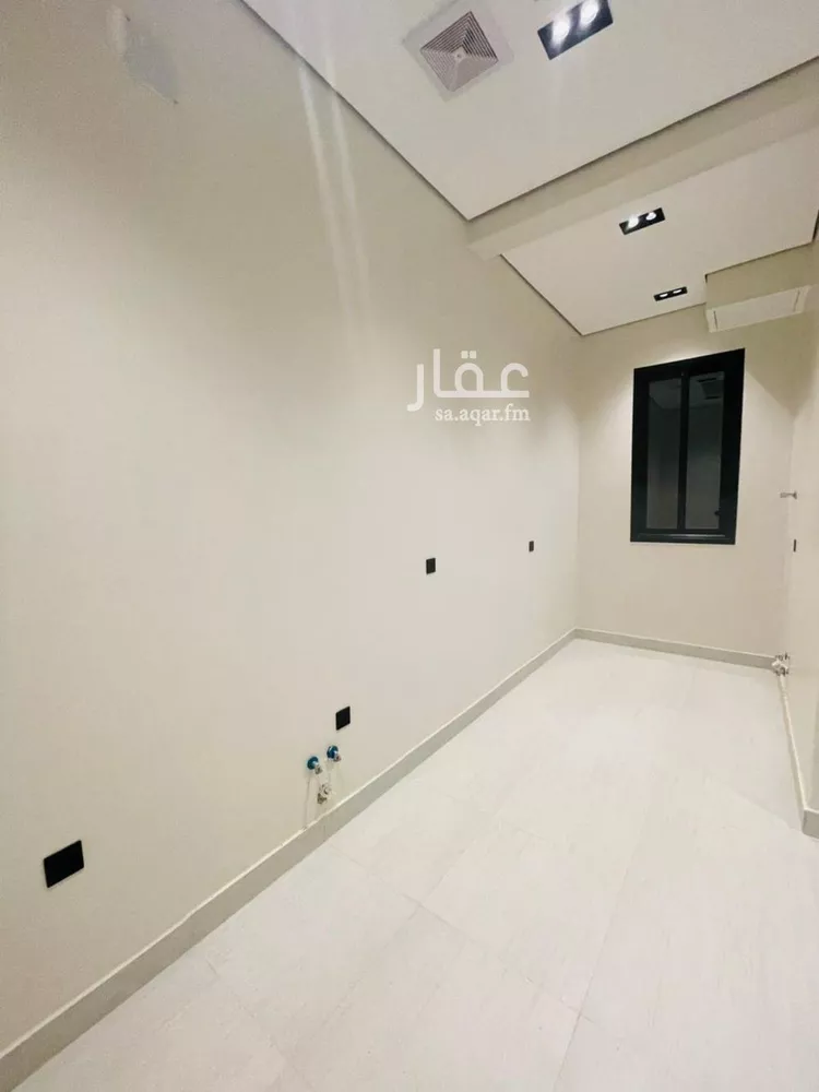 دور للبيع في شارع رقم 322, حي المونسية, مدينة الرياض, منطقة الرياض صورة 2