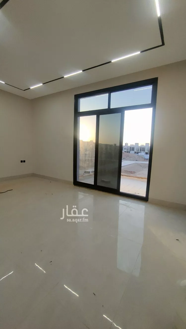 دور للبيع في شارع الصرح, حي المعيزيلة, مدينة الرياض, منطقة الرياض 13