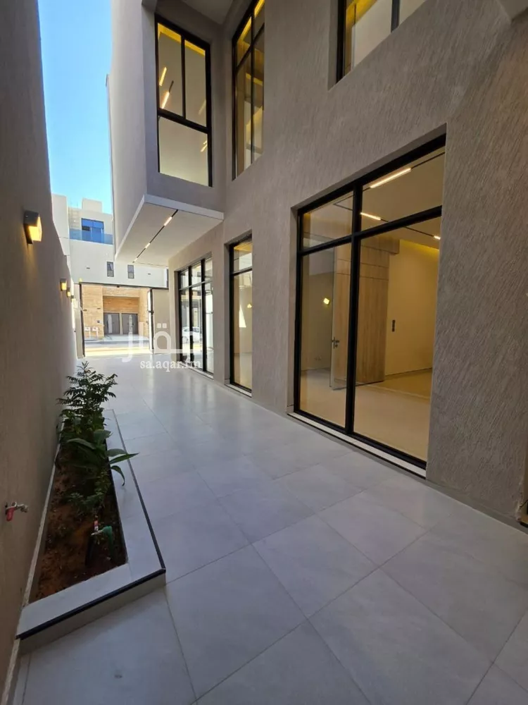 Villa for Sale in Riyadh Ar Rimal 8