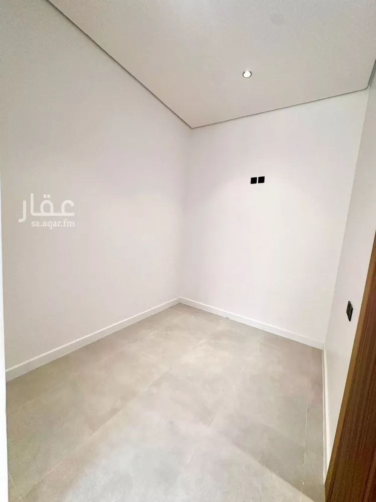 دور للبيع في شارع رقم 277, حي النرجس, مدينة الرياض, منطقة الرياض صورة 2