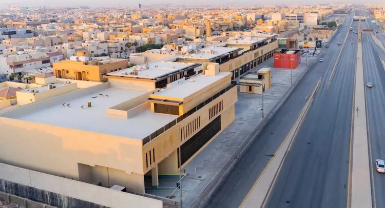 مجمع للإيجار في شارع  عبدالله ابن سعود ابن عبدالعزيز, حي الحمراء, مدينة الرياض, منطقة الرياض 5