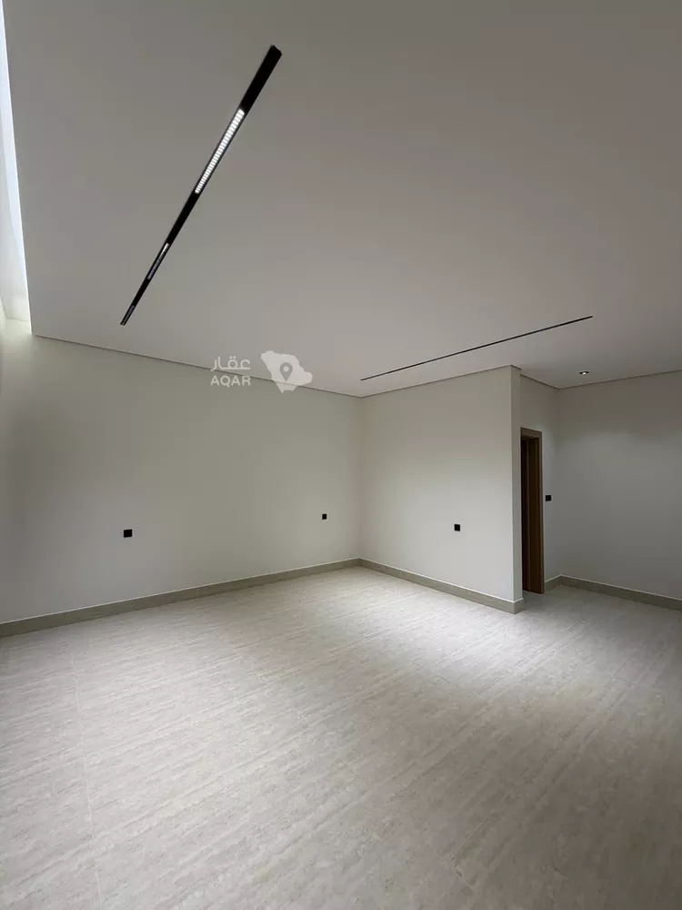 Floor for Sale in Riyadh As Salam 8