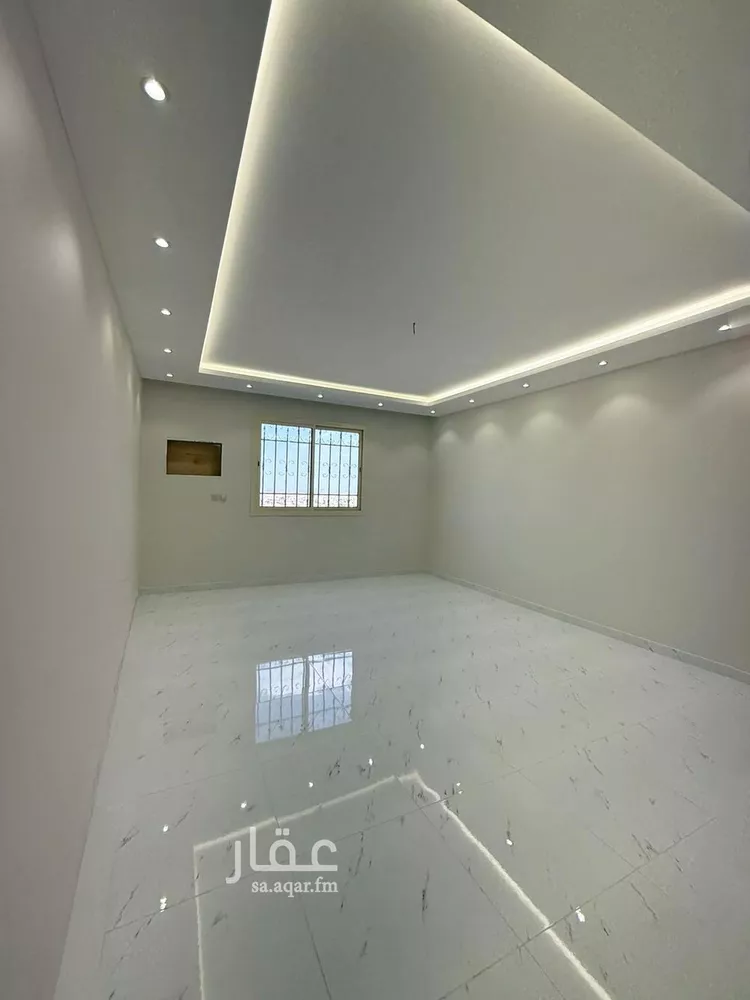 شقة للبيع في شارع ابي حسن السدحاني, حي الحلقة الغربية, مدينة امارة منطقة مكة المكرمة - الطائف, منطقة مكة المكرمة صورة 2