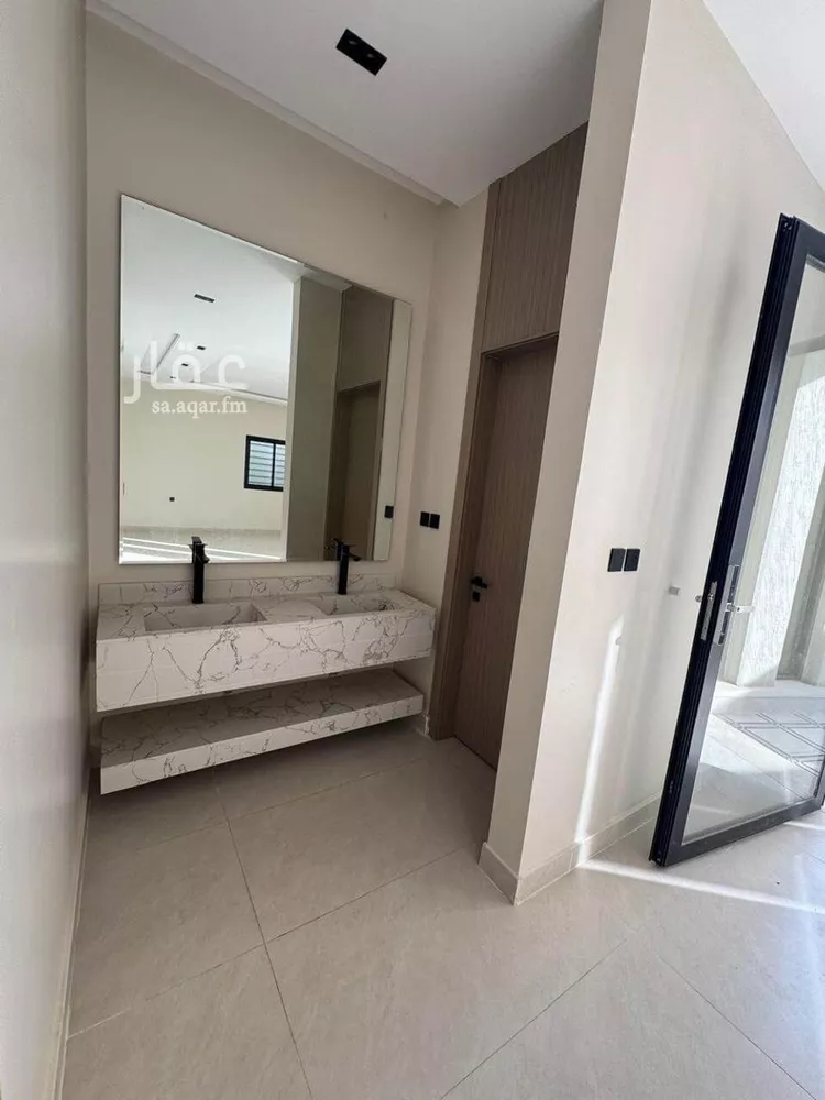 دور للبيع في شارع نصر بن عمران, حي البيان, مدينة الرياض, منطقة الرياض صورة 2