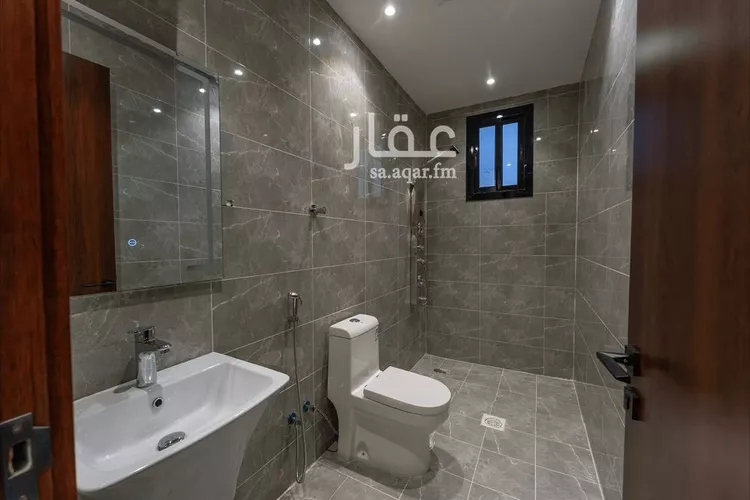 شقة للبيع في شارع العدل الواعظ, حي الحلقة الغربية, مدينة الطائف, منطقة مكة المكرمة صورة 5