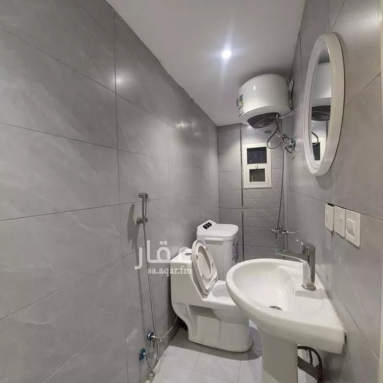 شقة للإيجار في شارع المهندس مساعد العنقري, حي الورود, مدينة الرياض, منطقة الرياض صورة 5