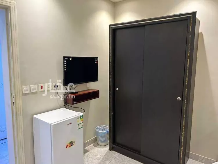 شقة للإيجار في شارع مكة المكرمة الفرعي, حي الضباط, مدينة الرياض, منطقة الرياض صورة 2