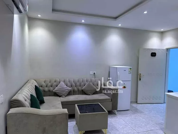 شقة للإيجار في شارع مكة المكرمة الفرعي, حي الضباط, مدينة الرياض, منطقة الرياض 12