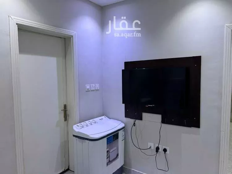 شقة للإيجار في شارع مكة المكرمة الفرعي, حي الضباط, مدينة الرياض, منطقة الرياض 9