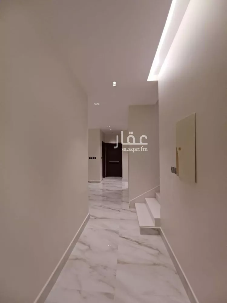 فيلا للبيع في شارع أحمد بن عبدالله البلخي, حي العارض, مدينة الرياض, منطقة الرياض صورة 2