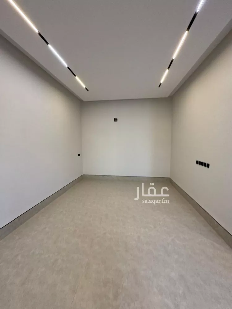فيلا للبيع في شارع أبي الفرج المبارك, حي العارض, مدينة الرياض, منطقة الرياض صورة 3