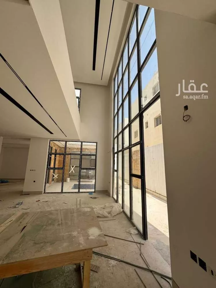 فيلا للبيع في شارع أبي الفرج المبارك, حي العارض, مدينة الرياض, منطقة الرياض