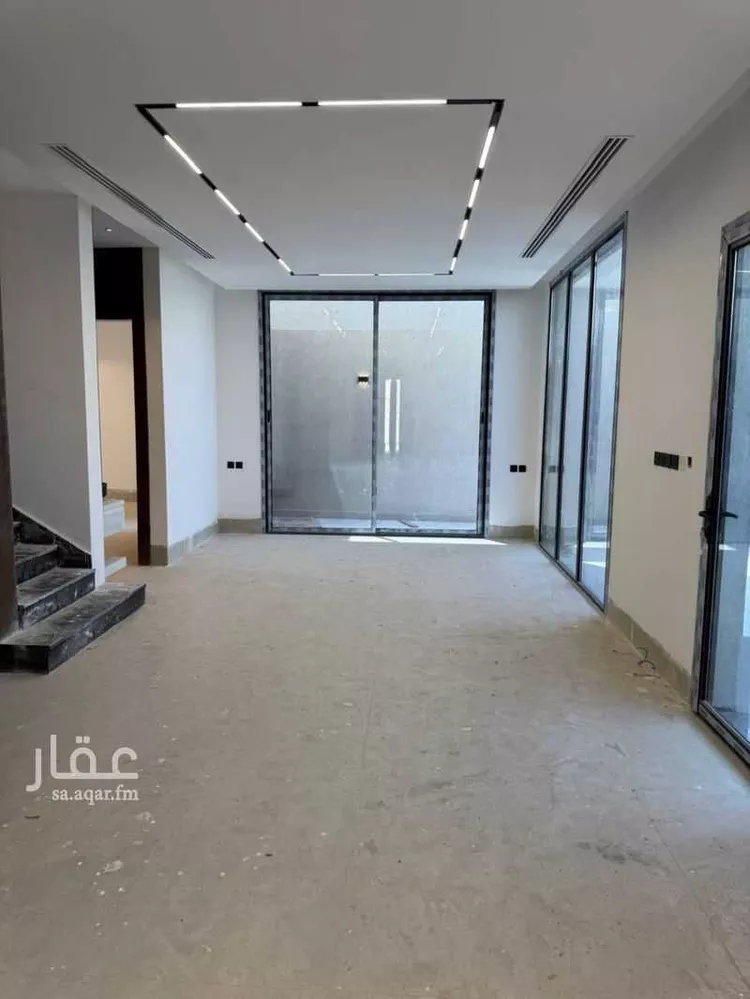 فيلا للبيع في شارع أبي الفرج المبارك, حي العارض, مدينة الرياض, منطقة الرياض صورة 4