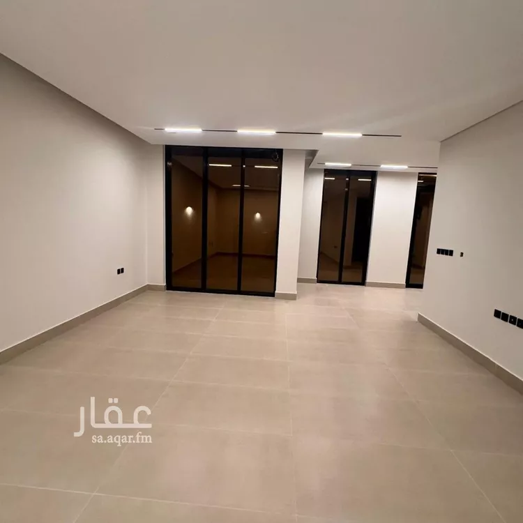 فيلا للبيع في شارع حسن الفخري, حي النرجس, مدينة الرياض, منطقة الرياض صورة 4