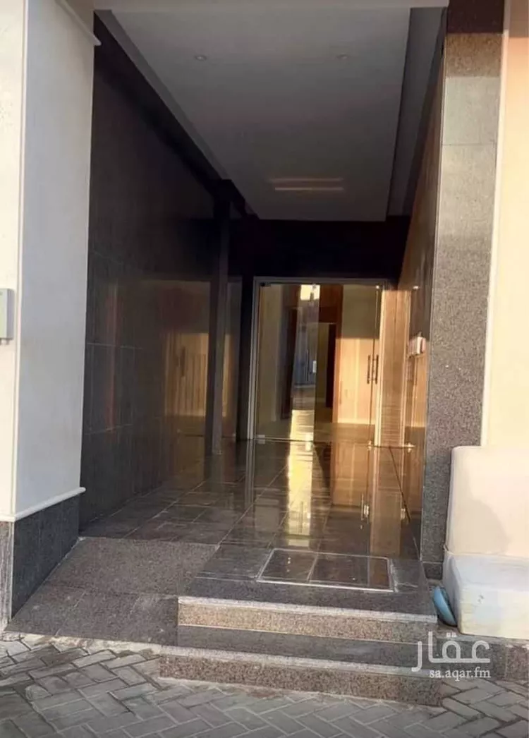 شقة للبيع في شارع عمر بن وهب , حي العريجاء الأوسط, مدينة الرياض, منطقة الرياض صورة 3