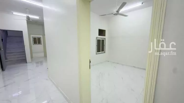 عمارة للإيجار في شارع عبدالعزيز البخاري, حي سكيرينة, مدينة الرياض, منطقة الرياض صورة 5