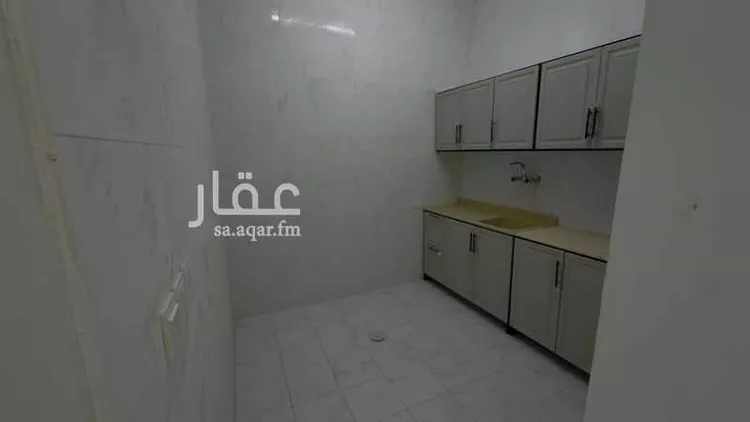 عمارة للإيجار في شارع عبدالعزيز البخاري, حي سكيرينة, مدينة الرياض, منطقة الرياض صورة 4