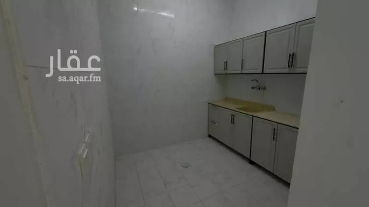 عمارة للإيجار في شارع عبدالعزيز البخاري, حي سكيرينة, مدينة الرياض, منطقة الرياض صورة 3