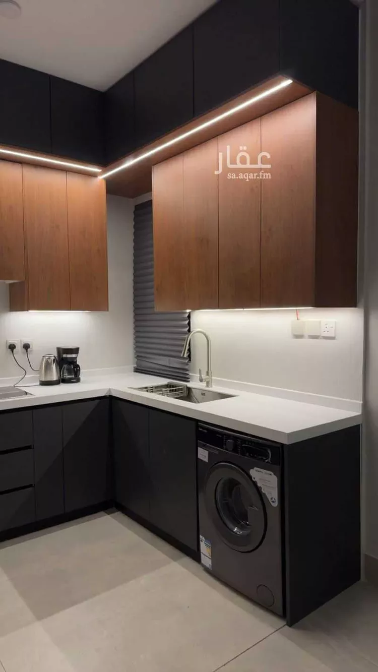 شقة للبيع في شارع البكيريه ، حي الحمراء ، الخبر ، الخبر 1 صورة