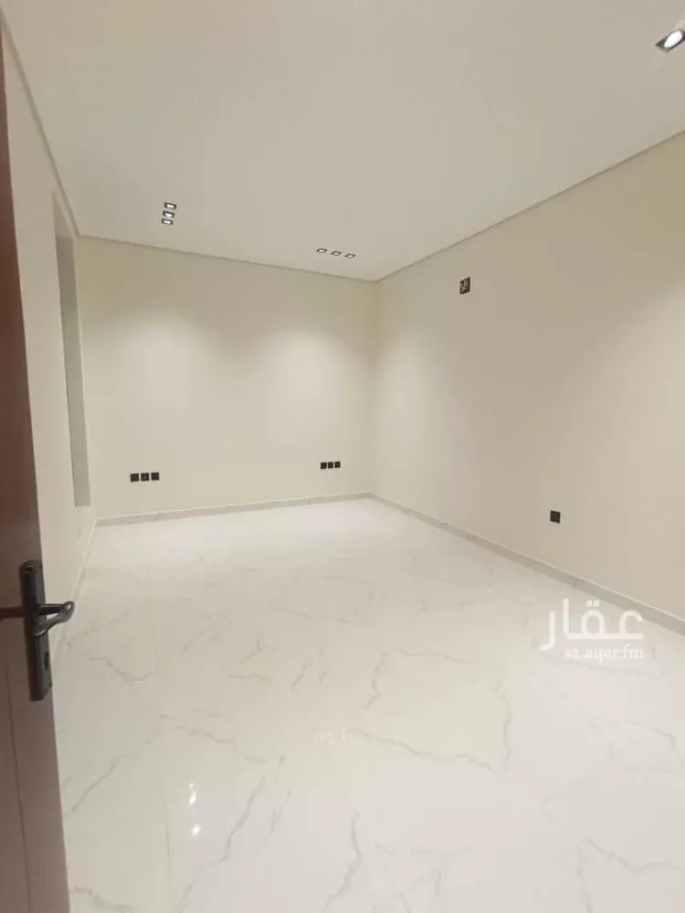 دور للبيع في شارع 25439475, حي الجنادرية, مدينة الرياض, منطقة الرياض صورة 2