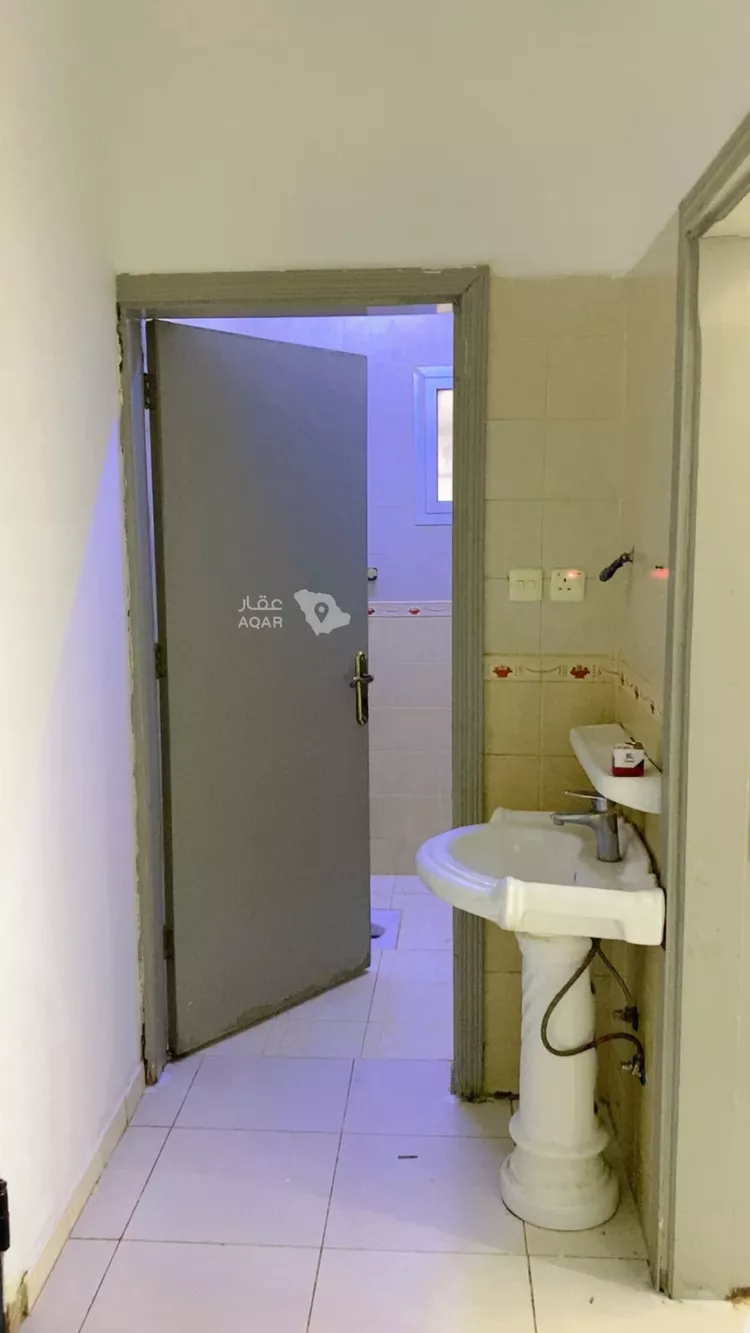 Apartment for Rent in Riyadh Al Janadriyah 2