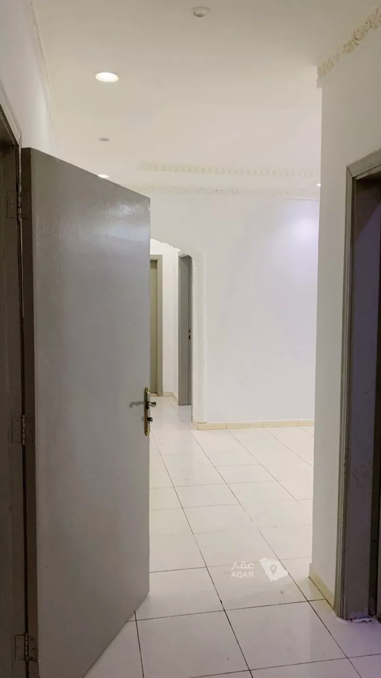 Apartment for Rent in Riyadh Al Janadriyah