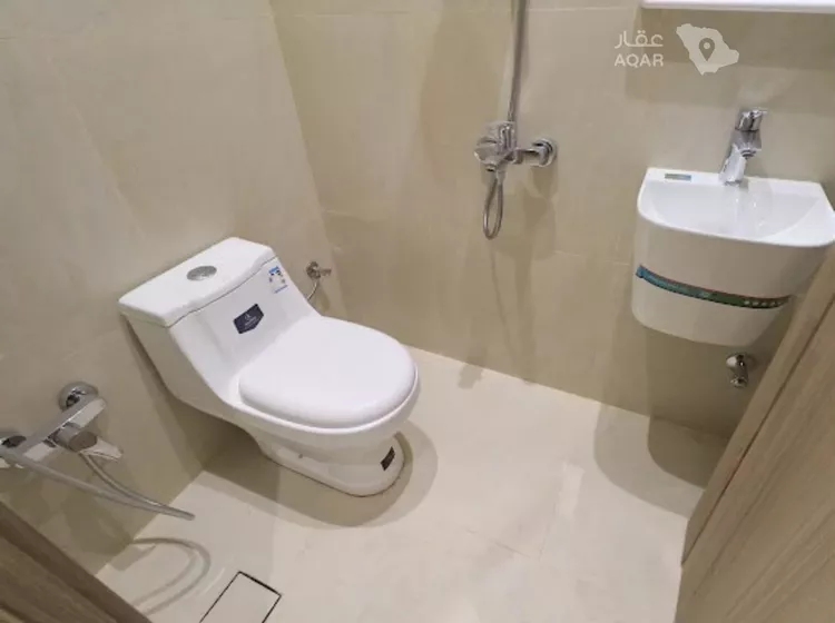Floor for Rent in Riyadh Al Yasmin 10