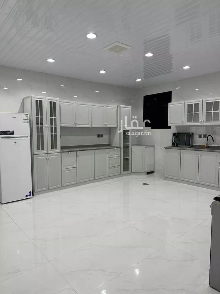 شقة للإيجار في شارع العمارية, حي المروج, مدينة ابها, منطقة عسير صورة 3