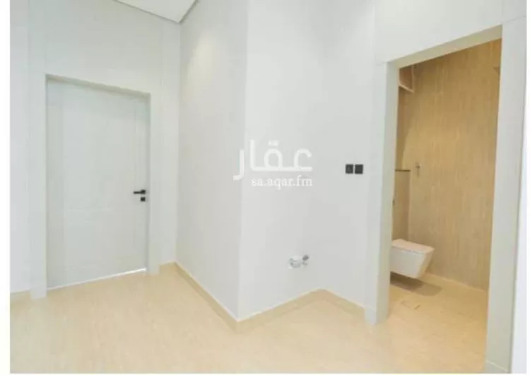 Floor for Sale in Riyadh King Faisal
