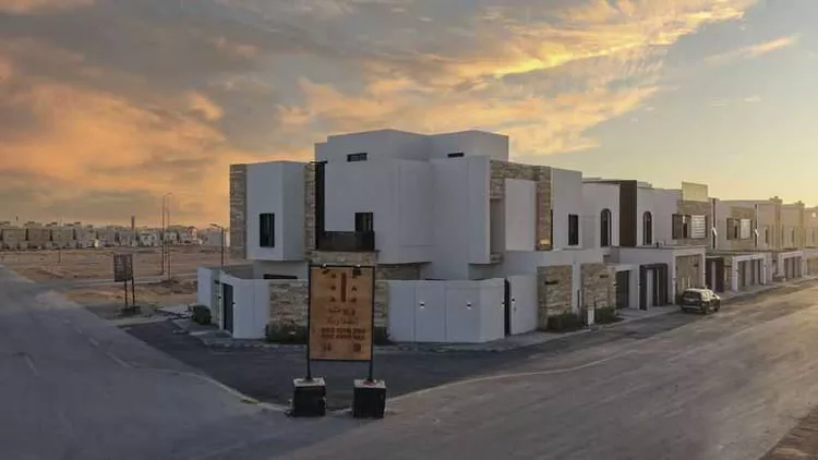فيلا للبيع في شارع عبدالله بن أبي البركات, حي عكاظ, مدينة الرياض, منطقة الرياض 8