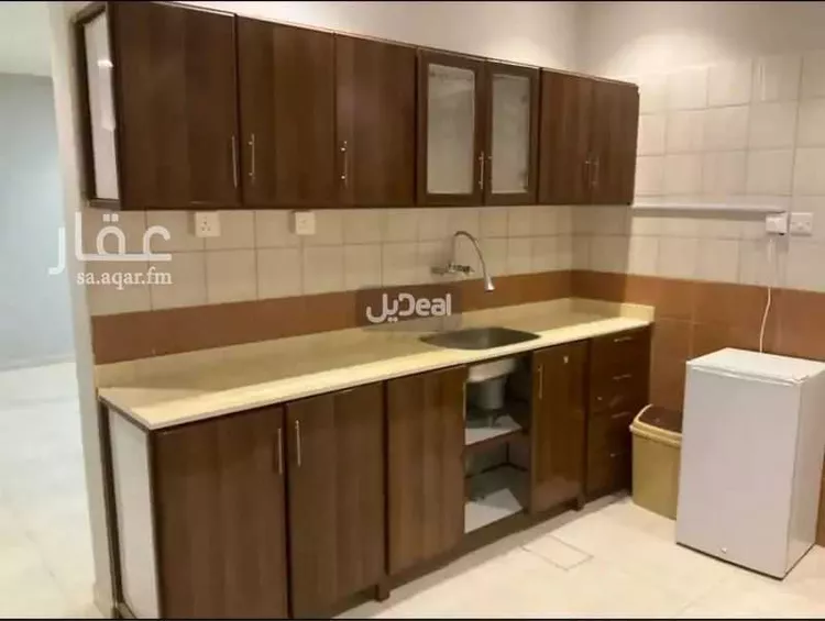 شقة للإيجار في شارع ديراب, حي عكاظ, مدينة الرياض, منطقة الرياض صورة 3